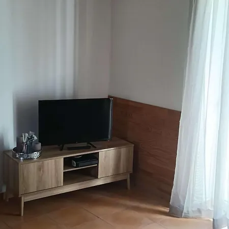 Casa Tia Alice بيت للعطل سيسيمبرا